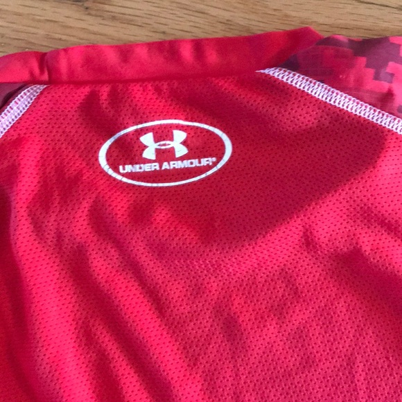 Under Armour heat gear muscle tee - Picture 5 of 6